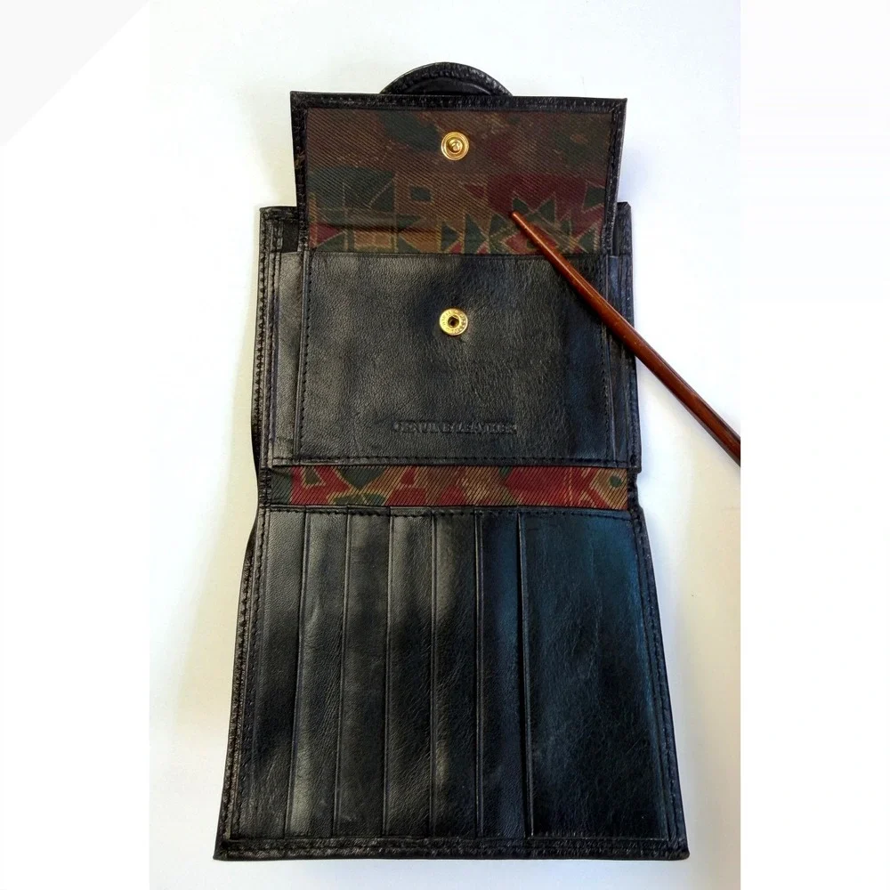 Le Pelican New Generation Black Leather Bi-Fold Wallet Snap Tab Card Case Vtg